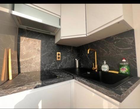 Apartamento Bulle De Champagne : Petit Cocon En Plein Centre Épernay Exterior foto