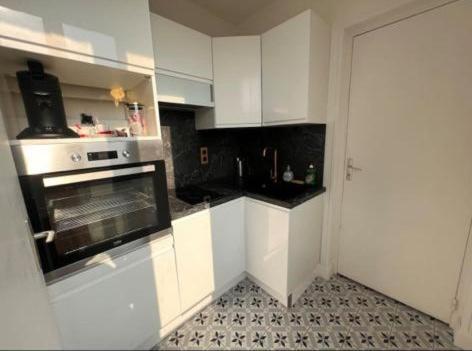 Apartamento Bulle De Champagne : Petit Cocon En Plein Centre Épernay Exterior foto