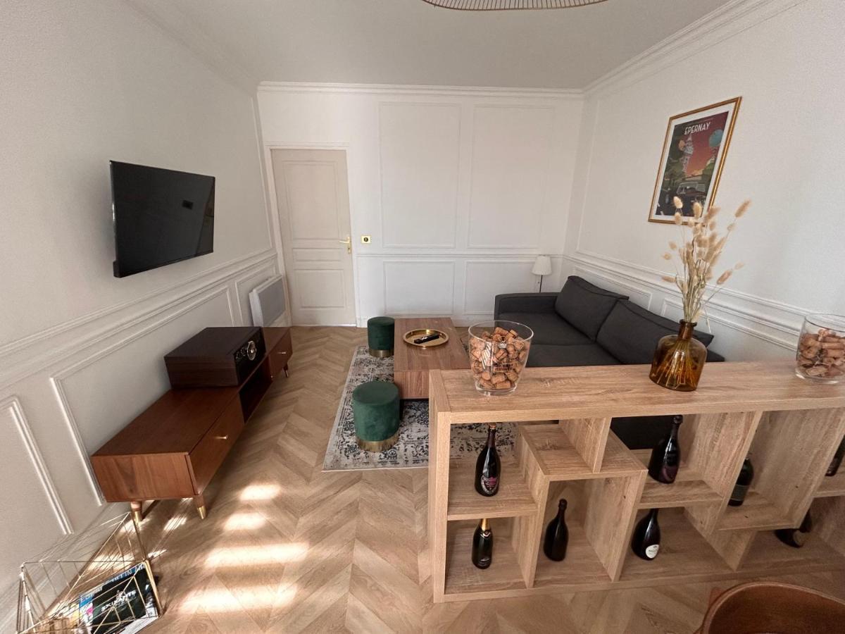 Apartamento Bulle De Champagne : Petit Cocon En Plein Centre Épernay Exterior foto